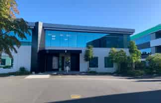  SMALL 55 SQM MODERN OFFICE