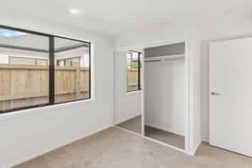 401 Te Taruna Drive, Milldale