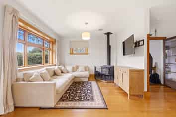 24 Birdwood Avenue, Beckenham