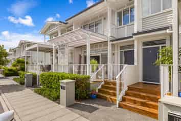 130 Landmark Terrace, Orewa
