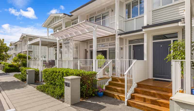 130 Landmark Terrace, Orewa