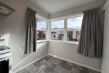 39 Parker Avenue, Levin