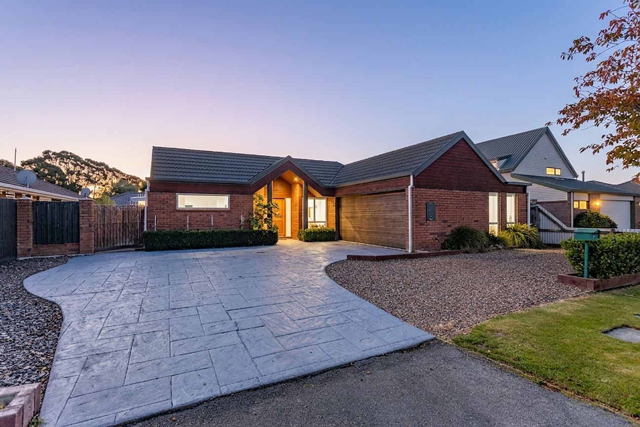 Space Parking Location - A must see!, Kaiapoi