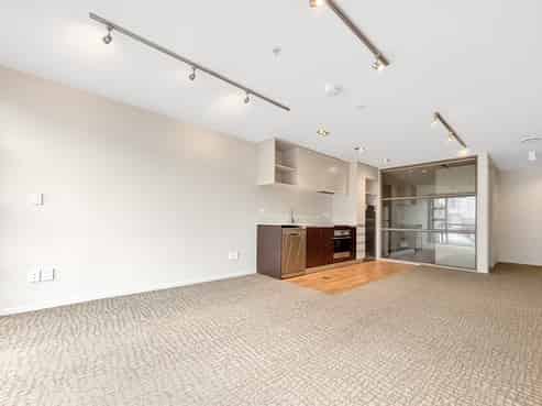 305/80 Riddiford Street, Newtown