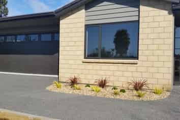 176B Levers Road, Matua