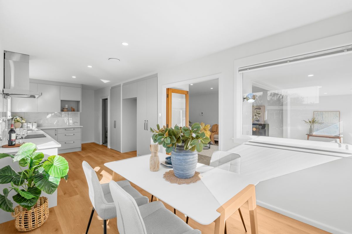Renovated Family Home With Space To Grow - Widok 4