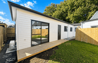 a/2 Biscay Place, Conifer Grove
