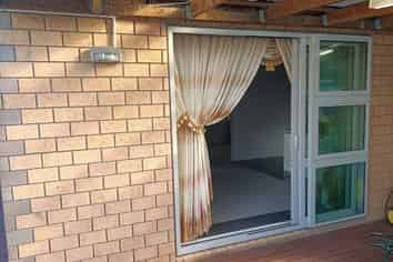 Auckland - Address withheld