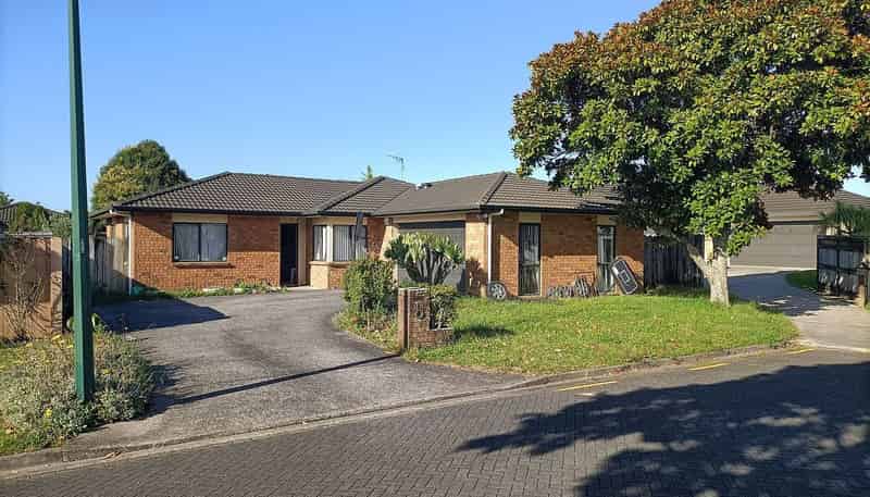 13 Riplington Road, Huntington Park