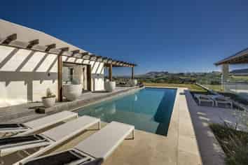 Hawkes Bay - Address withheld