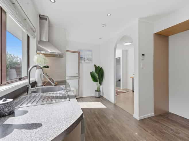 2/20 Ashdown Place, Pahurehure