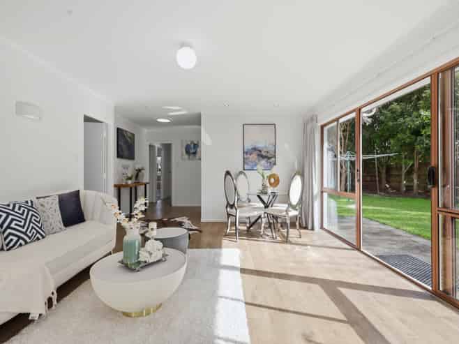 2/20 Ashdown Place, Pahurehure