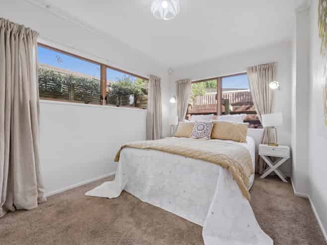 2/20 Ashdown Place, Pahurehure