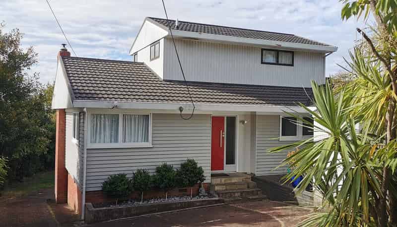 22 Deane Avenue, Titirangi