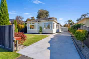 35 Cleveland Street, Edgeware