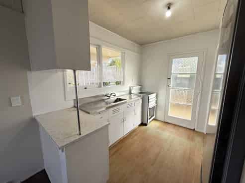 1/17 Quennell Avenue, Favona