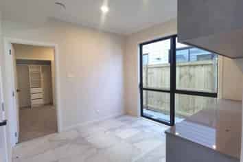 69 Rashni Road, Flat Bush