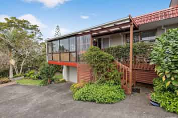 52B Manuka Road, Glenfield