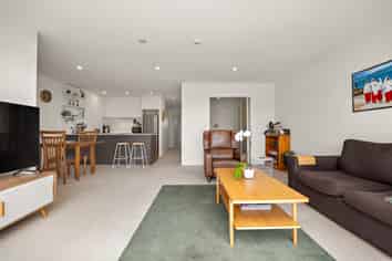 91/8 Thompson Park Road, Mount Wellington
