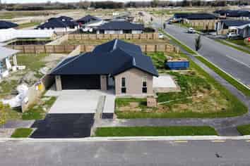 14 Orwell Way, Elgin