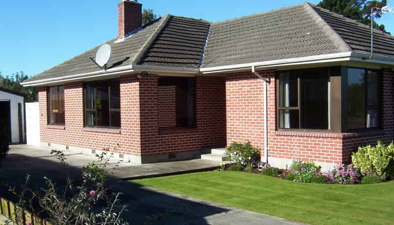 68 Joy Street, Shirley