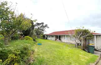 77 Coronation Road, Hillcrest