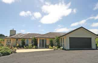 48 Terry Smyth Drive, Kumeu