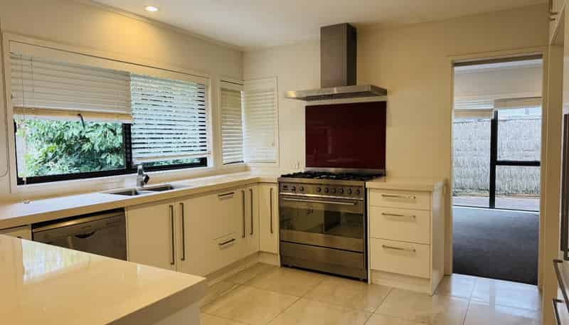 27 Northpark Ave, Northpark