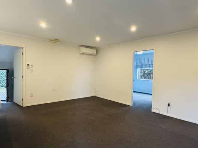 27 Northpark Ave, Northpark