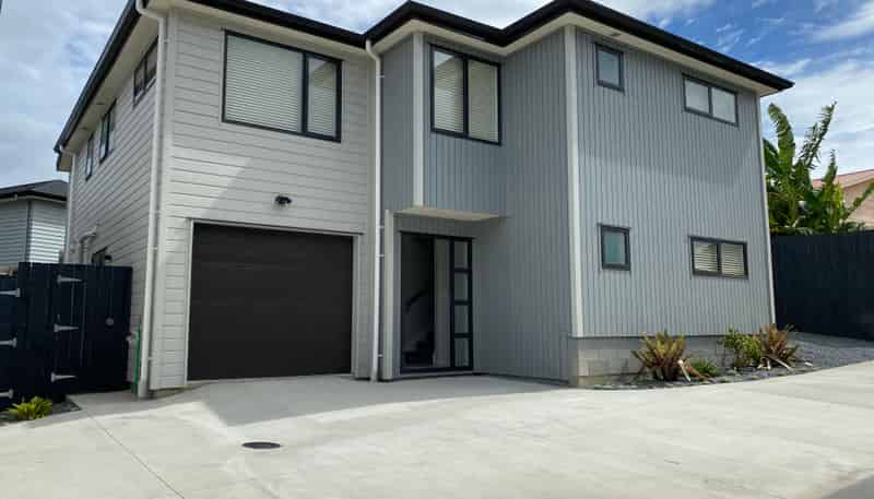 14D Whitford Avenue, Mount Wellington
