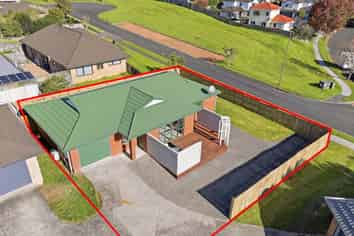 2/11 Roanoke Way, Albany