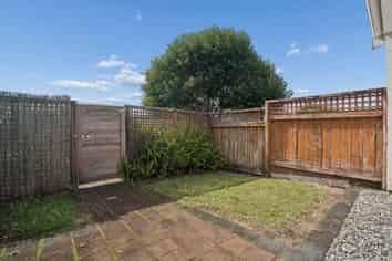 16/85 Edmonton Road, Henderson