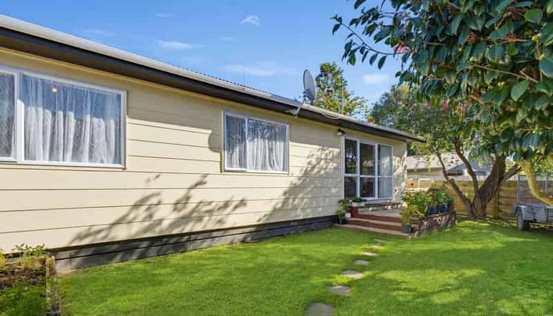 14 Escort Grove, Awapuni