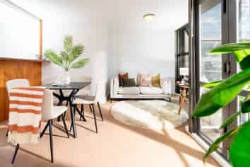 4/8 Leeds Street, Wellington Central