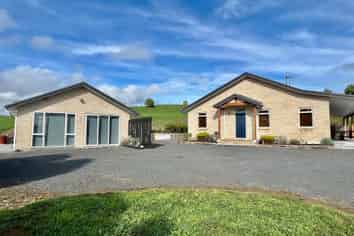 28 Wrights Road, Raglan