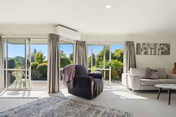 16A Basley Road, Owhata