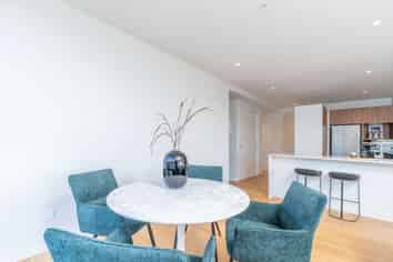 4/11 Spring Street, Onehunga