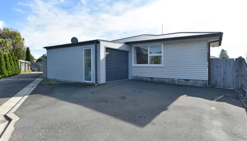 37 Larch Place, Casebrook