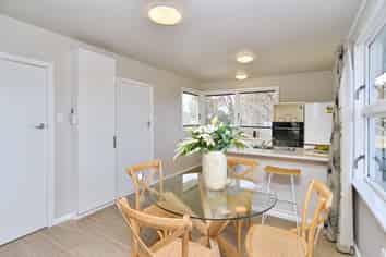 37 Larch Place, Casebrook