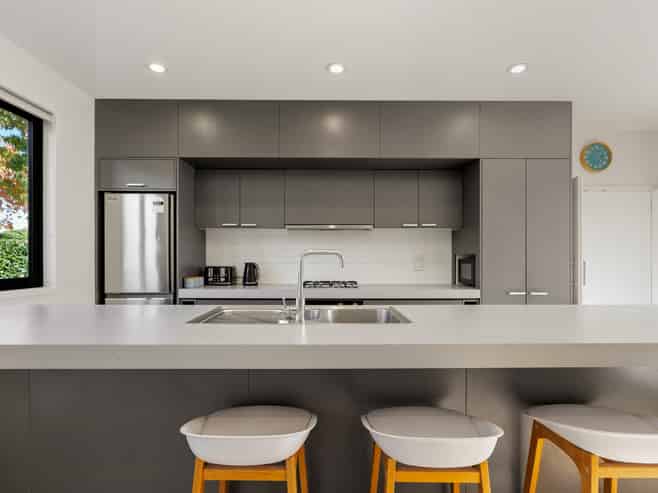 2 Bridesdale Drive, Lake Hayes Estate