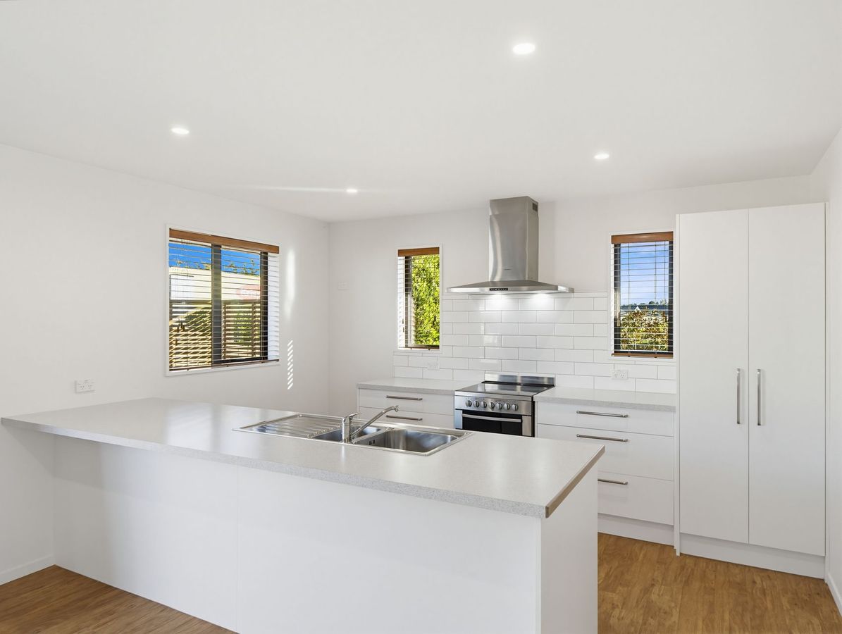 Modern, Comfortable, 3 Bed 2 Bath Home – pohled 2