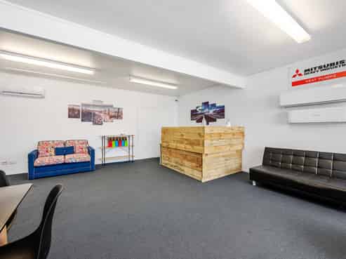 City Fringe Retail/Showroom/Office
