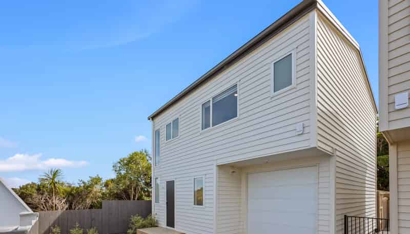 50F Lyttelton Avenue, Forrest Hill