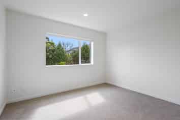 50F Lyttelton Avenue, Forrest Hill