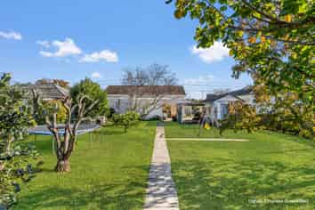 35 De Lautour Road, Inner Kaiti
