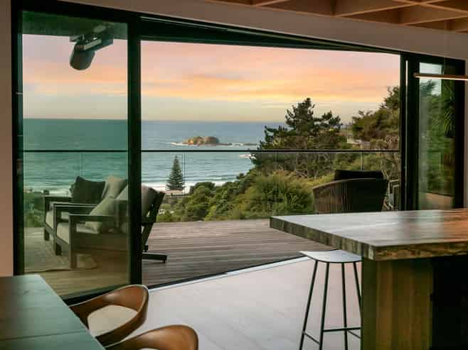 41D Tiri View Road, Palm Beach