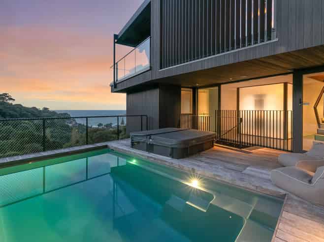 41D Tiri View Road, Palm Beach