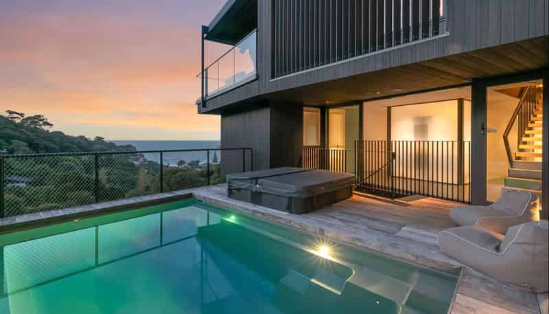 41D Tiri View Road, Palm Beach