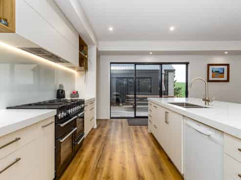 389 Mount Harris Road, Ikawai