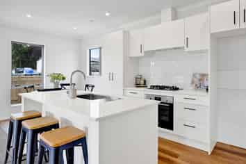 9 Horoeka Street, Inglewood